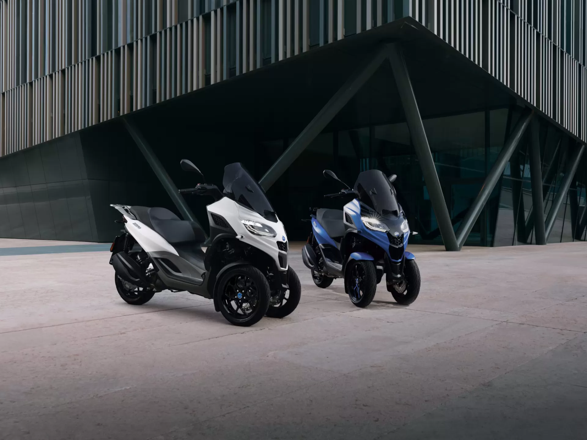 Piaggio MP3 310 Static Pair